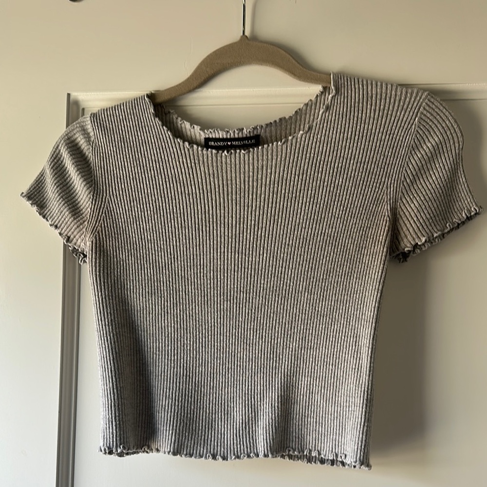 Gray Ribbed Short Sleeve Top